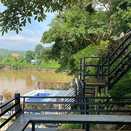 Jung Ja Hut Ban Huai Maenam Noi Exterior foto